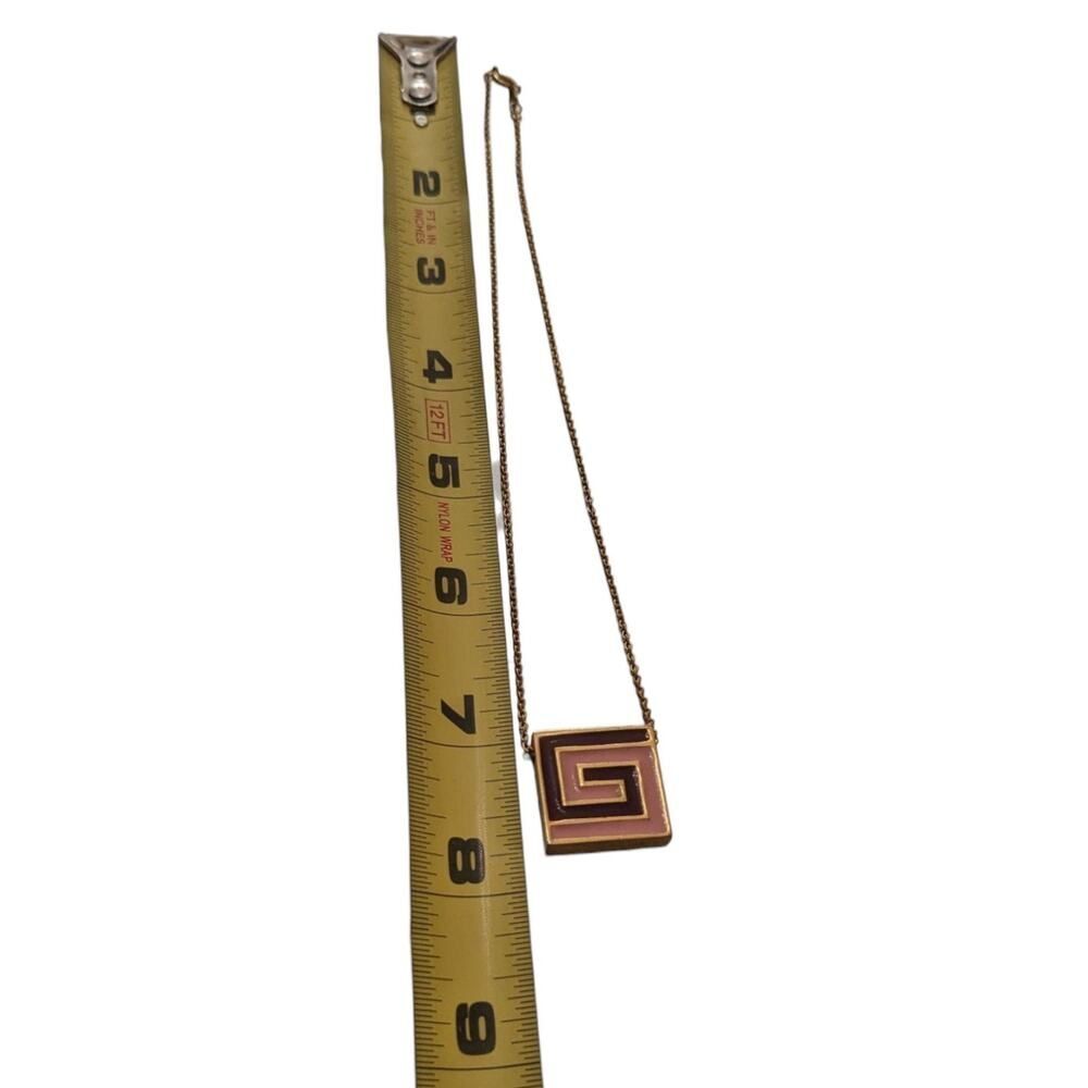 Givenchy G Logo Paris‎ New York Square Gold Tone Pendant Necklace Purple Pink - Picture 5 of 5